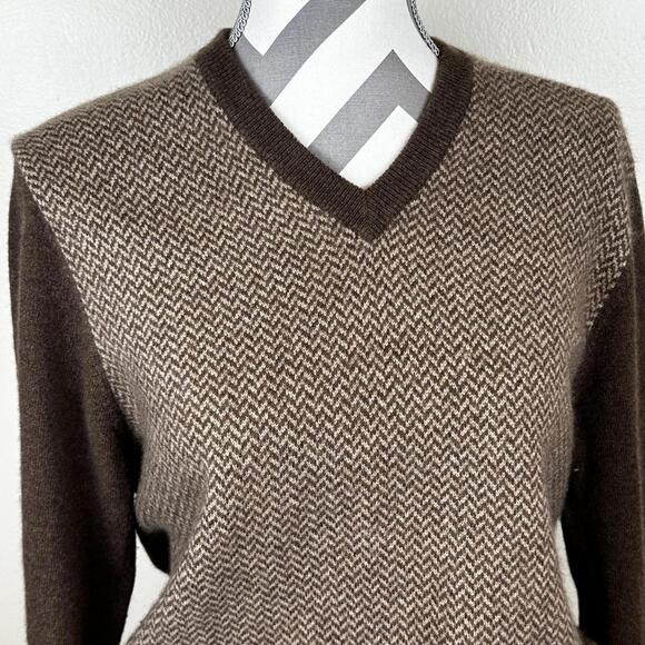 Brooks Brothers Mens 100% Cashmere Vneck Herringbone Brown + Tan Sweater SIZE S - Picture 5 of 5